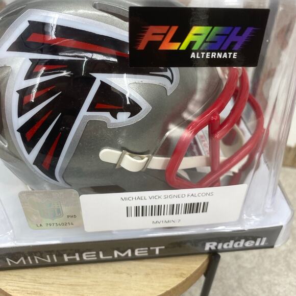 Michael Vick Autographed Atlanta Falcons Mini Helmet Flash Alternate Beckett - Picture 5 of 12